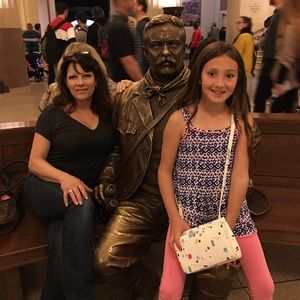 Meet your Posher, Deena